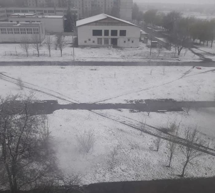 апрельский снег в Первомайском